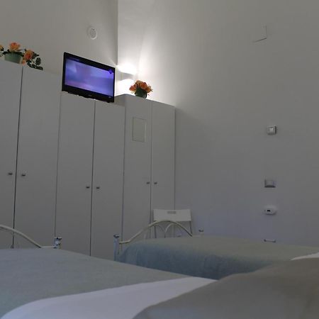 Il Cortile Segreto - Con Parcheggio Privato Apartment Лече Екстериор снимка